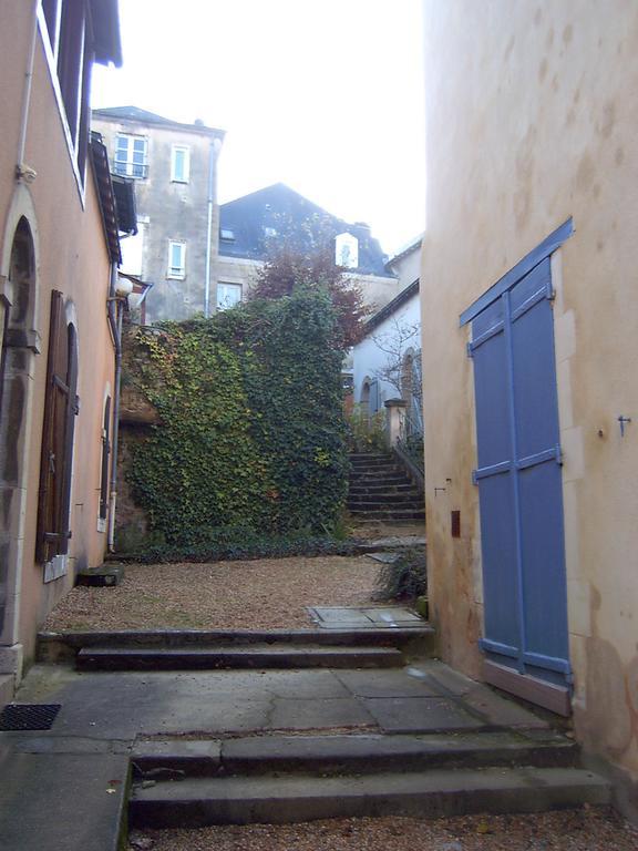 Le Petit Chalet: Cozy Apartment Near Old Town with Breakfast Le Mans Room photo